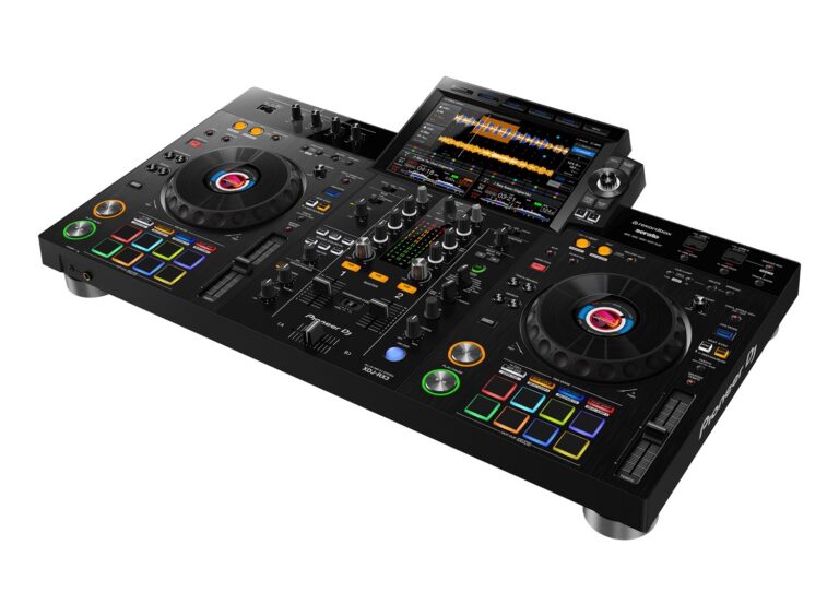 Pioneer XDJ-RX3 DJ system